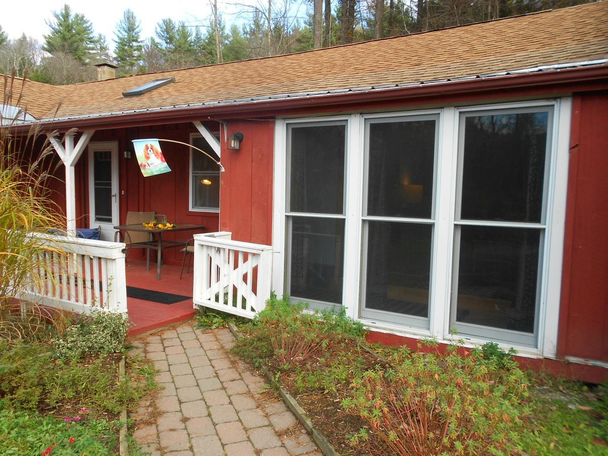 Cavalier Cottage B&B Shelburne Falls Exterior foto